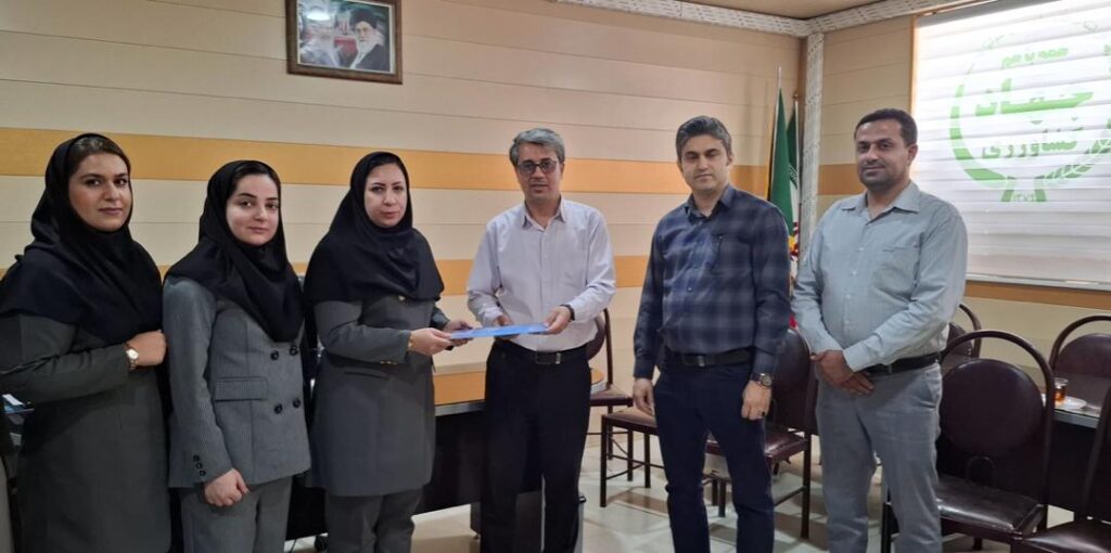 تقدیر شبکه بهداشت از مدیریت جهاد کشاورزی شهرستان بستک در راستای ارتقاء سلامت کارکنان